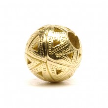 Triangles, Gold
